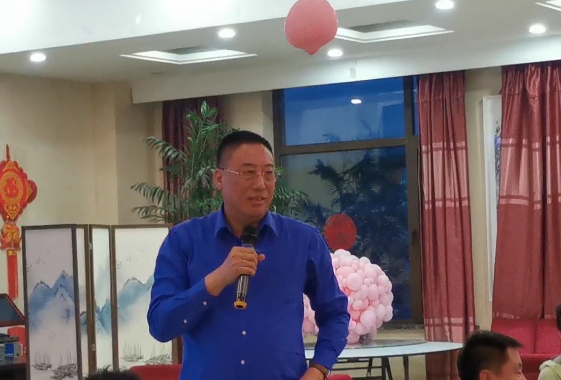 晚宴1.jpg 晚宴1.jpg